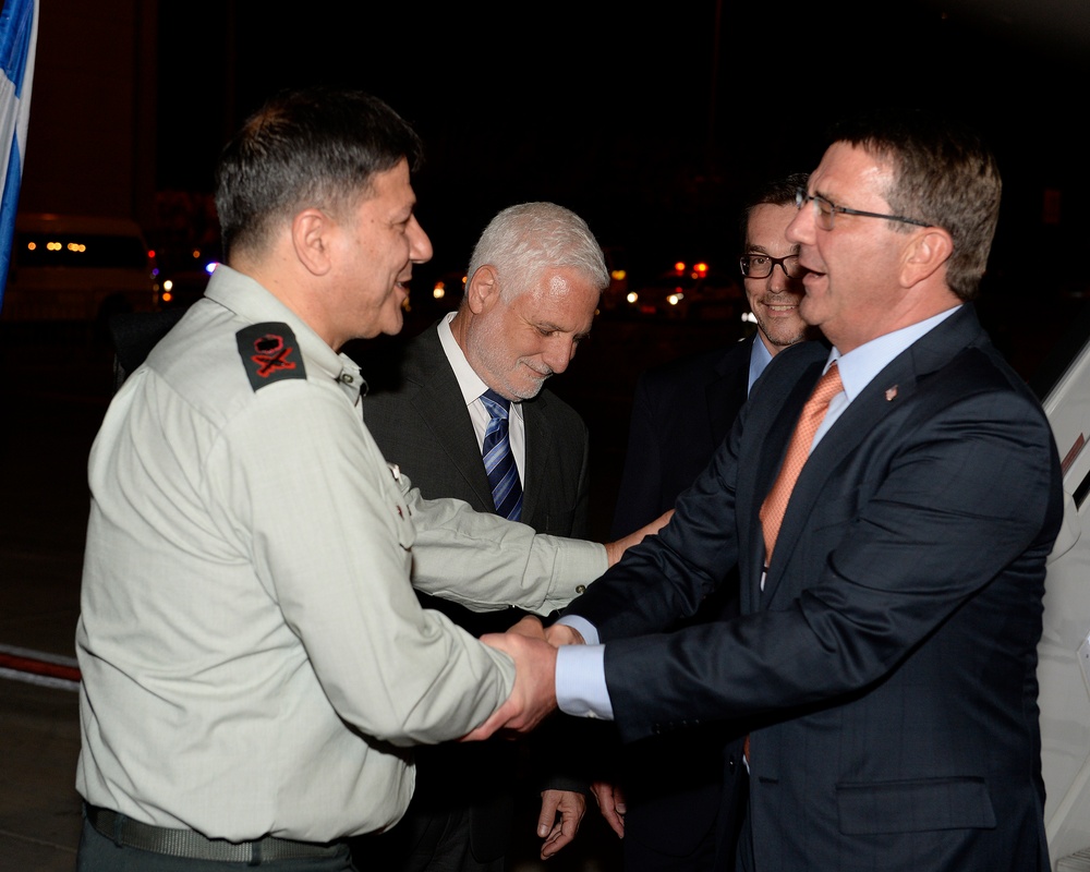 Secretary of Defense Ash Carter arrives in Israel