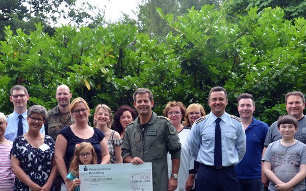 Oktoberfest brings summer joy: DUK donates 6k euros to local area