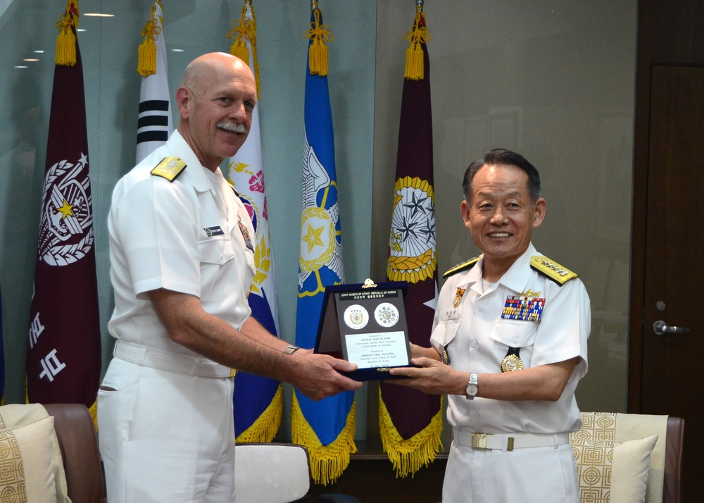 Commander, US Pacific Fleet visit to Republic of Korea