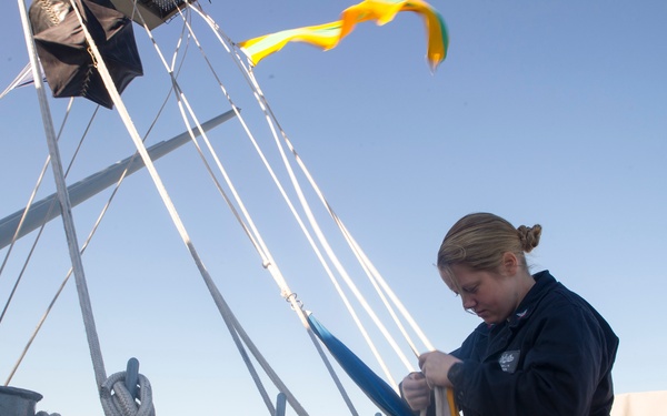 USS George Washington replenishment