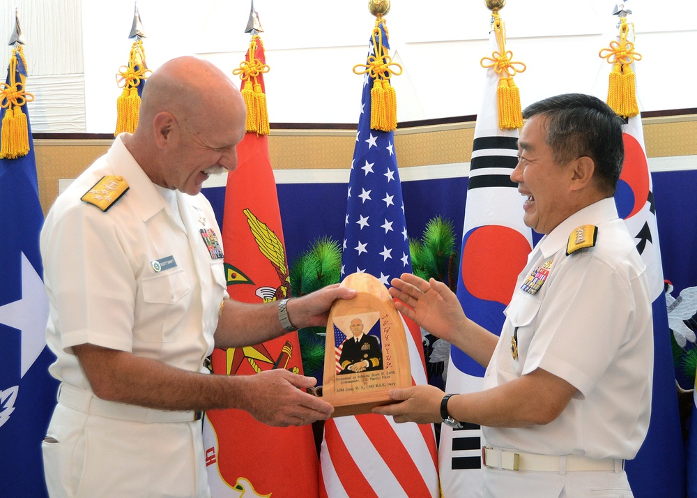 Commander, US Pacific Fleet visit to Republic of Korea