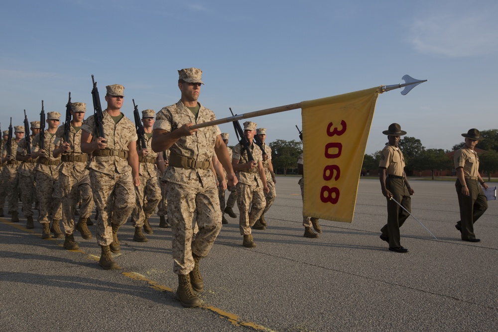 Parris Island recruits evaluated in Marine Corps Drill