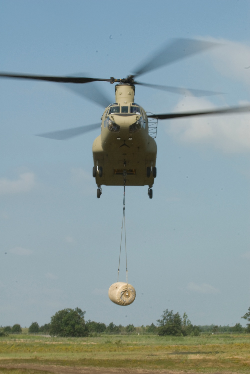 New York National Guard Soldiers sharpen sling-load skills