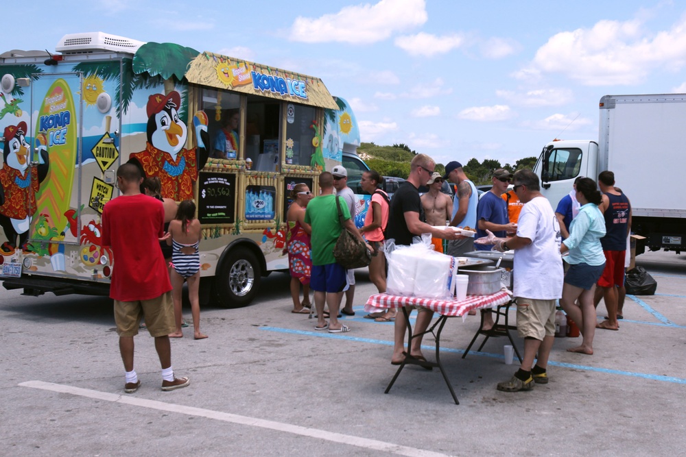 Family mix, mash for fun day beach bash