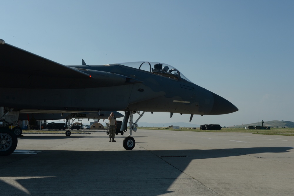 Romania, US partner for flight training