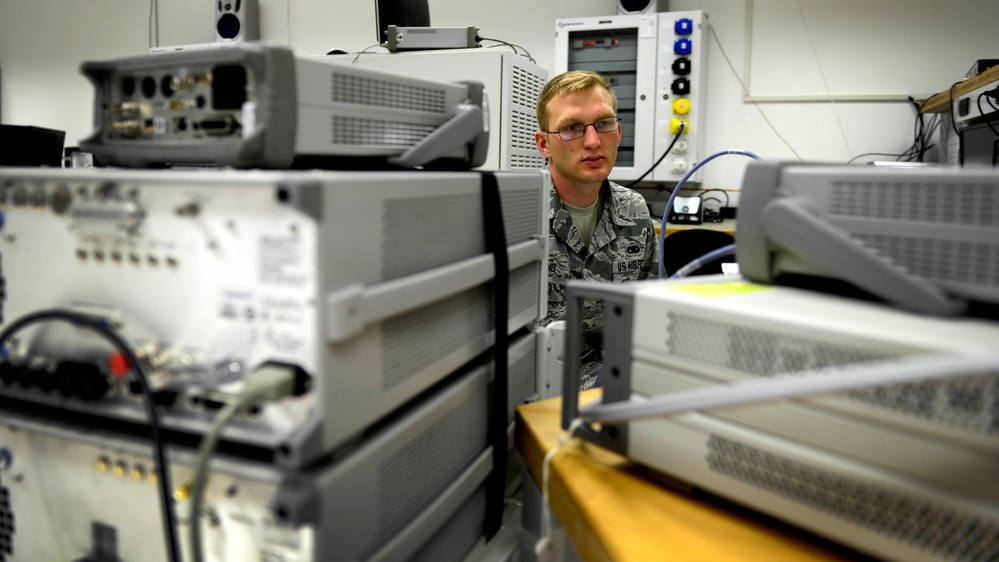 PMEL Airmen calibrate Aviano assets