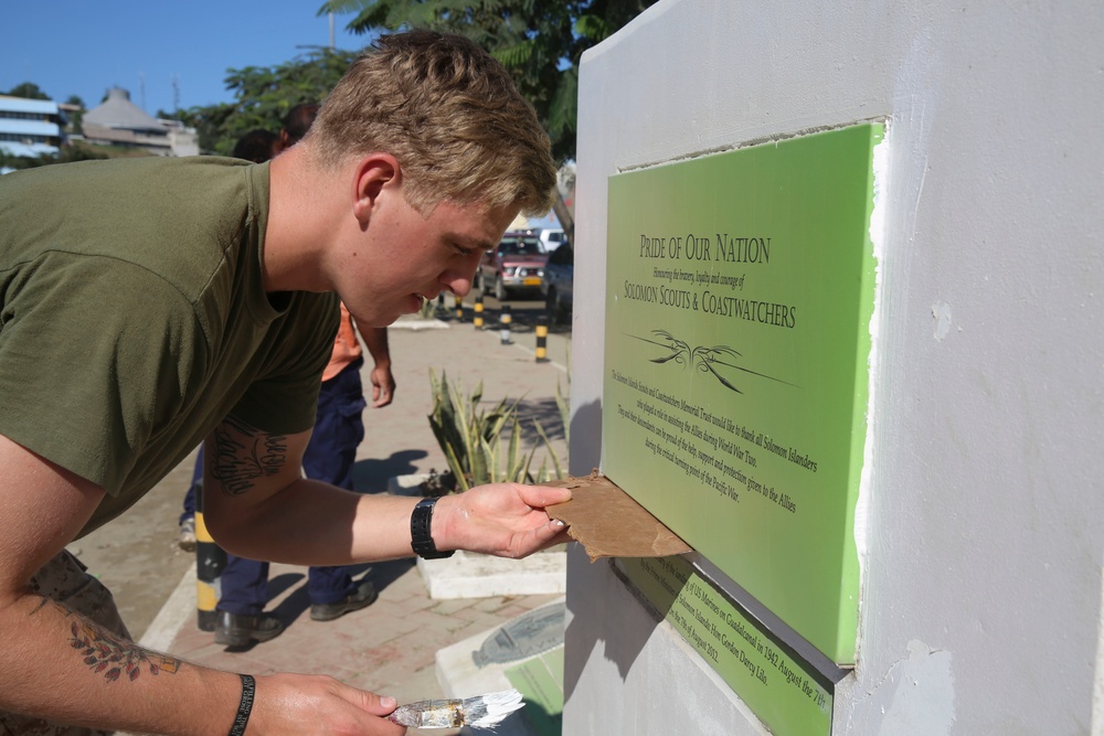 Marines honor Solomon Coast watchers in Guadalcanal