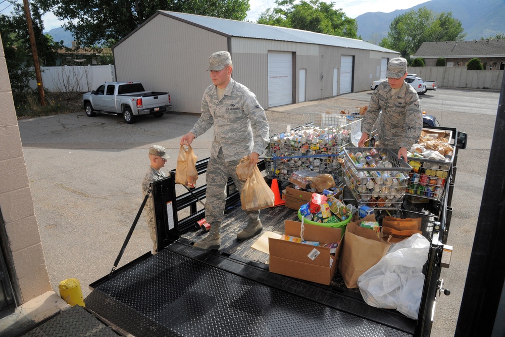 Feds Feed Families Food Drive #AFD2015