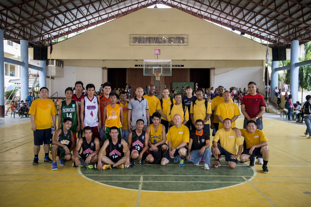 Pacific Partnership 2015 members play basketball with Capiz State University students