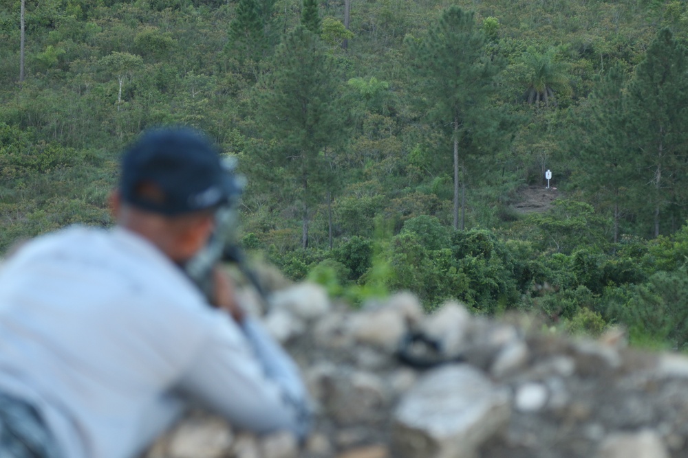 Fuerzas Comando 15: Unknown distance sniper range