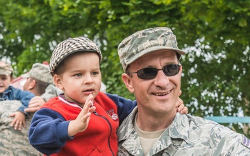 Airmen renovate Latvian orphanage