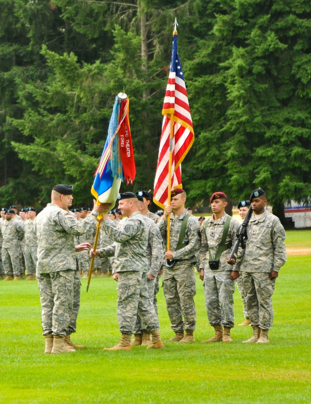201st Expeditionary Military Intelligence Brigade change of command