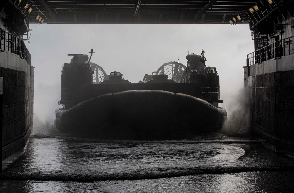 U.S. Navy hover crafts transport more than 2,000 tons from shore-to-ship