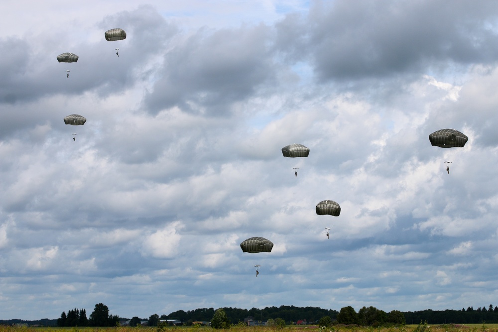 Airborne jump in Estonia