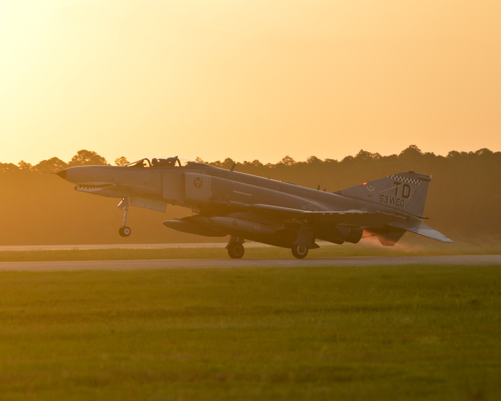 QF-4 final Tyndall take off