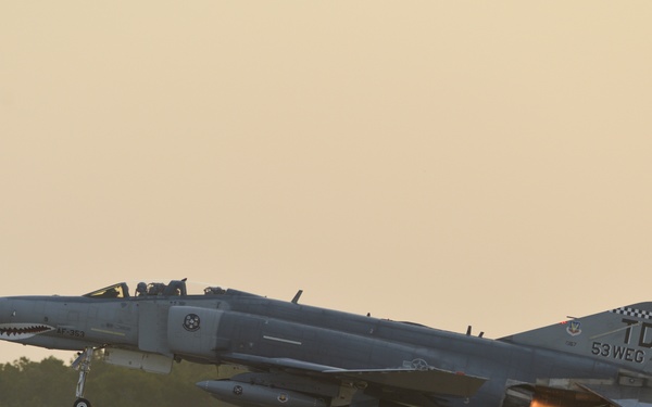 QF-4 take off