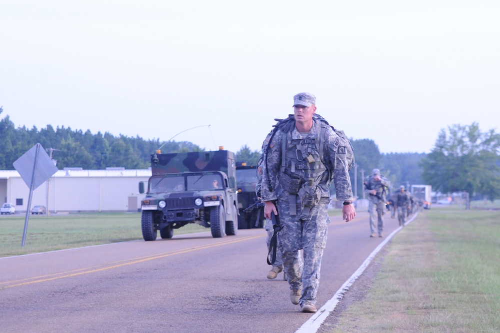 Soldiers compete in Warfighter Competition