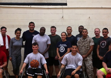 Wounded Warriors play ball with NFL champ