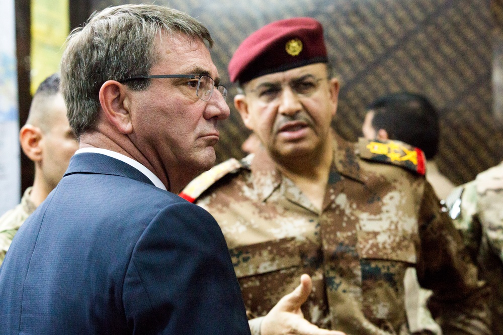 Secretary of defense visits Iraqi leaders