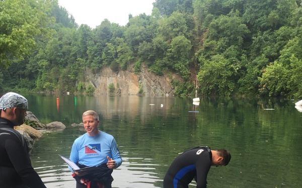 Fort Belvoir scuba shop dives in to serve patriot patrons