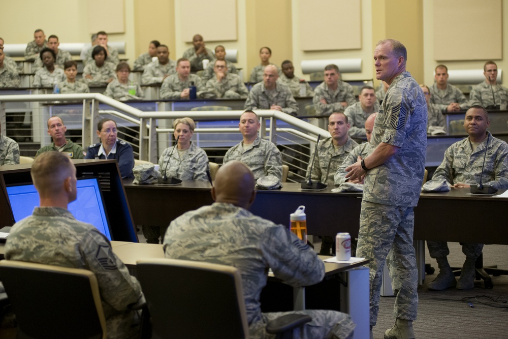CMSAF touts ‘one Air Force’ during ANG enlisted call