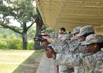 Arkansas Soldiers train to fulfill arming requirements