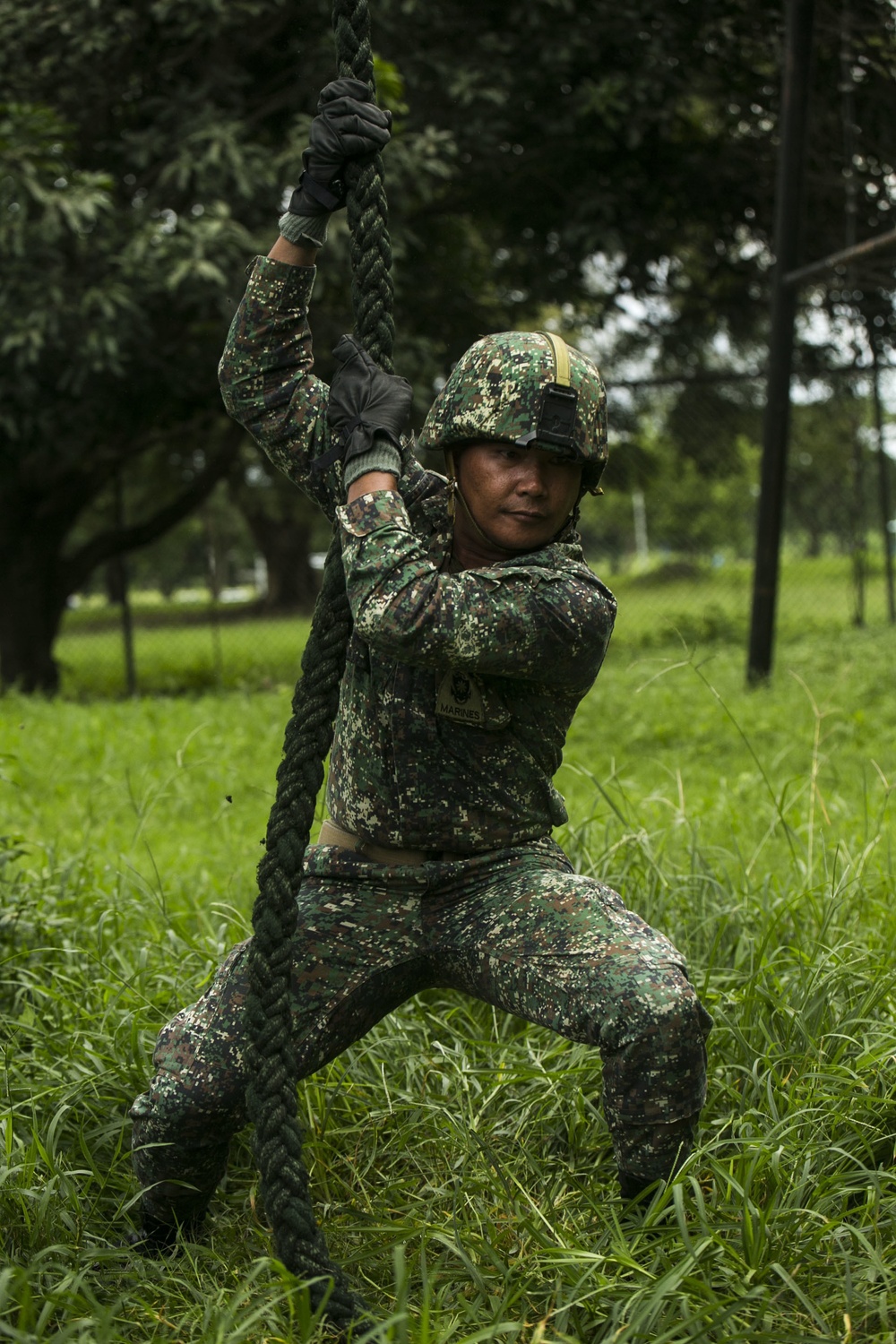 US Marines show Philippine forces ‘the ropes’