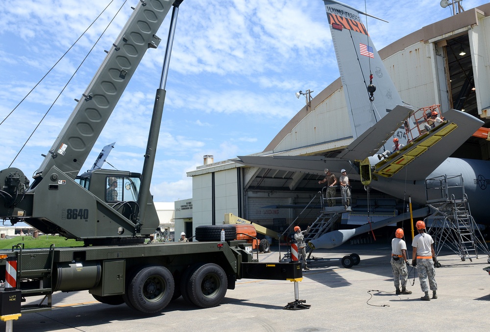 DVIDS - Images - NMCB 5: Pacific Seabee operations [Image 8 of 22]