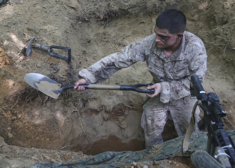 2nd CEB Support Co. digs in to Deployment for Training