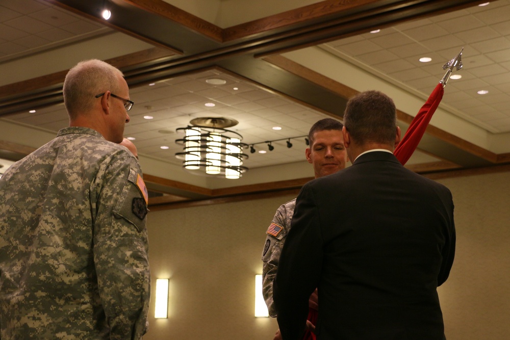 New commander takes charge of USACE Omaha District