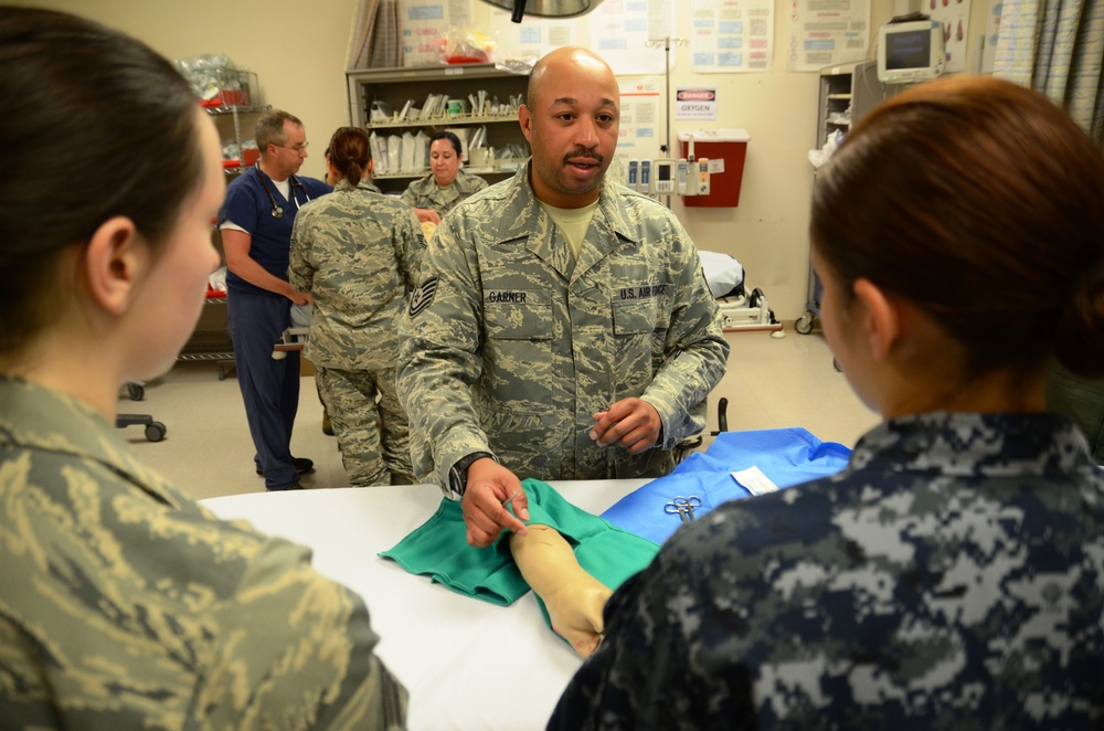 126th Medical Group trains with Navy