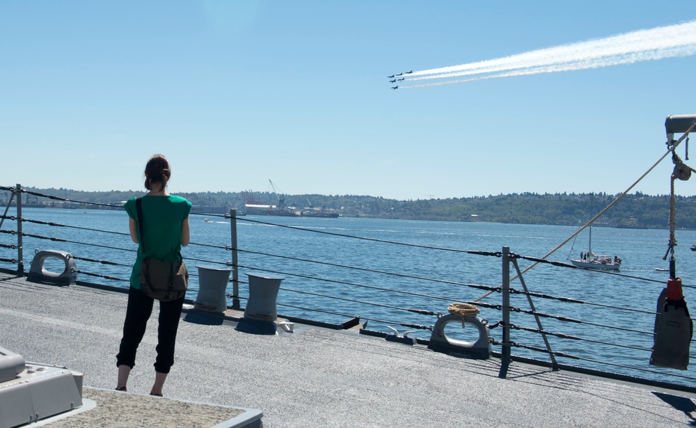 Seafair public ship tours