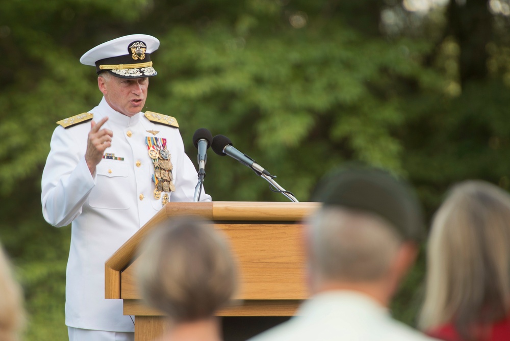 Secretary of defense attends VCJCS retirement