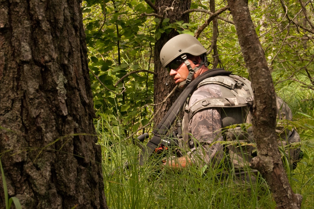 122nd Security Forces Squadron trains with vigilance