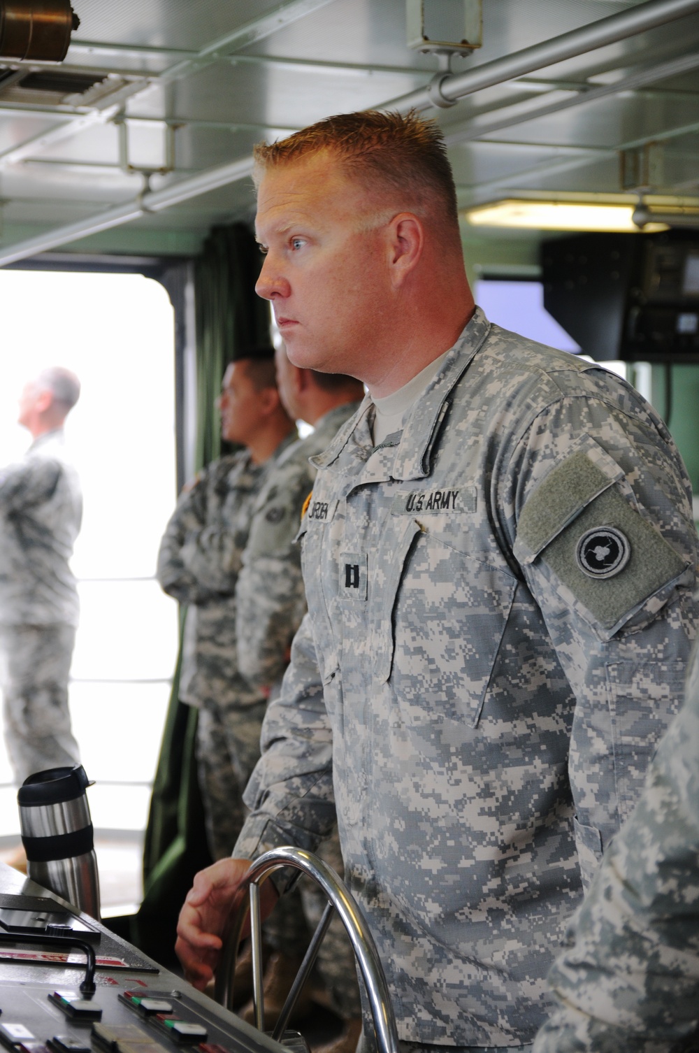 Army Reserve Soldiers conduct harbor and seaport operations training