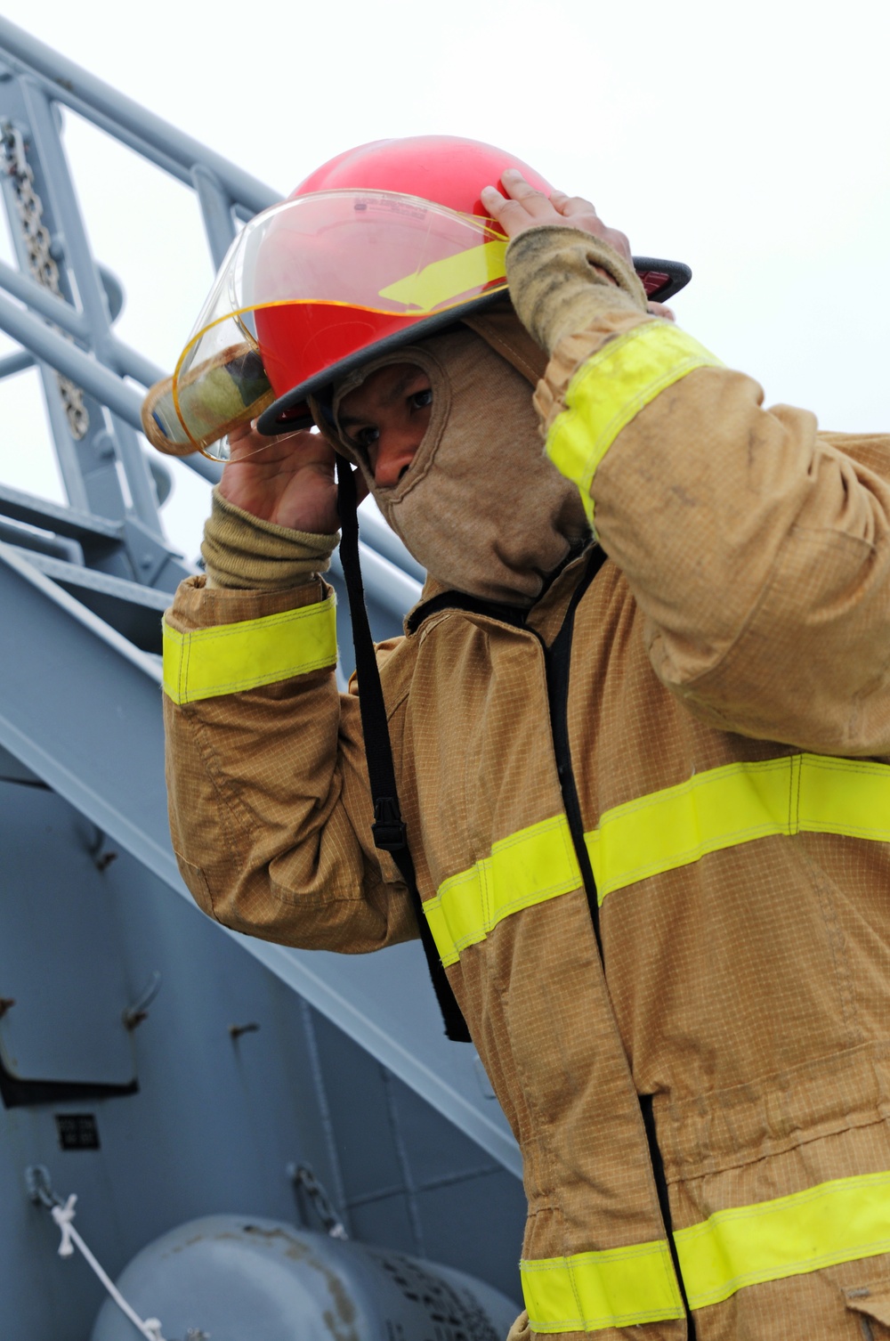 Army Reserve Soldiers conduct harbor and seaport operations training