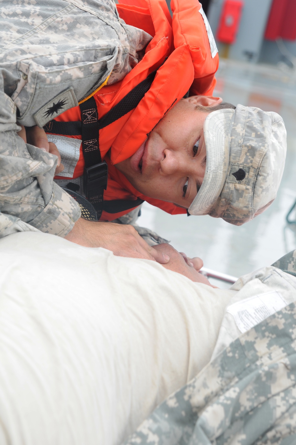 Army Reserve Soldiers conduct harbor and seaport operations training