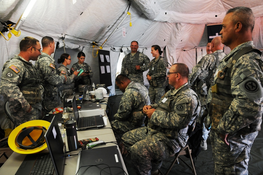 Army Reserve Soldiers conduct harbor and seaport operations training