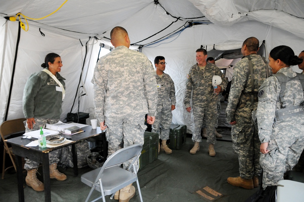 Army Reserve Soldiers conduct harbor and seaport operations training