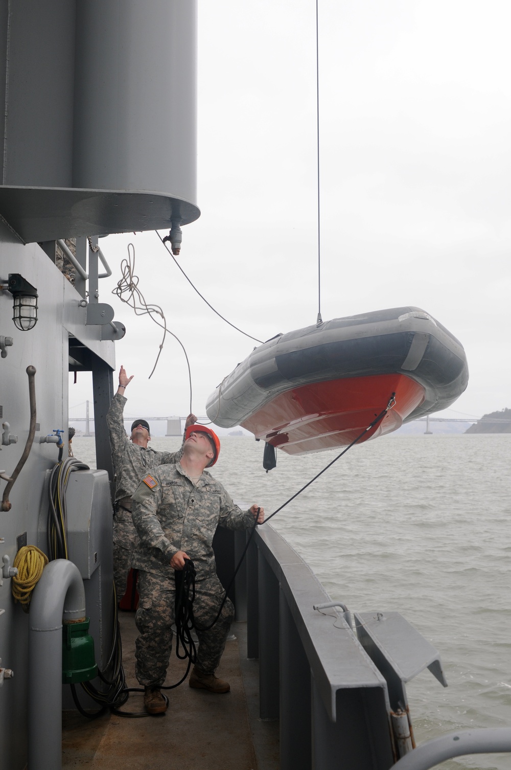 Army Reserve Soldiers conduct harbor and seaport operations training