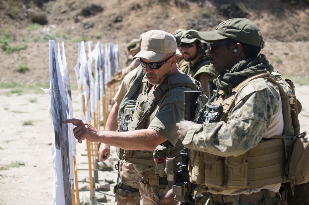 US and Canadian military combat cameramen train in combat tactics