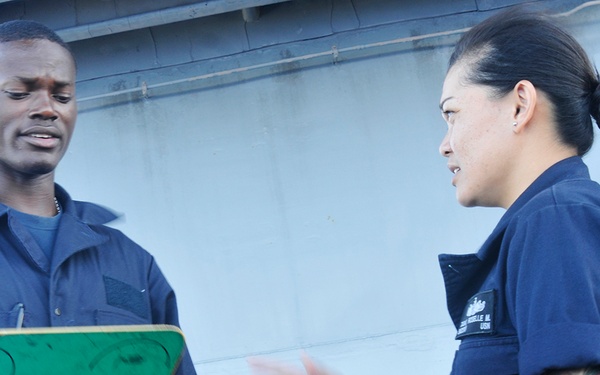 Signalman training aboard USS Blue Ridge