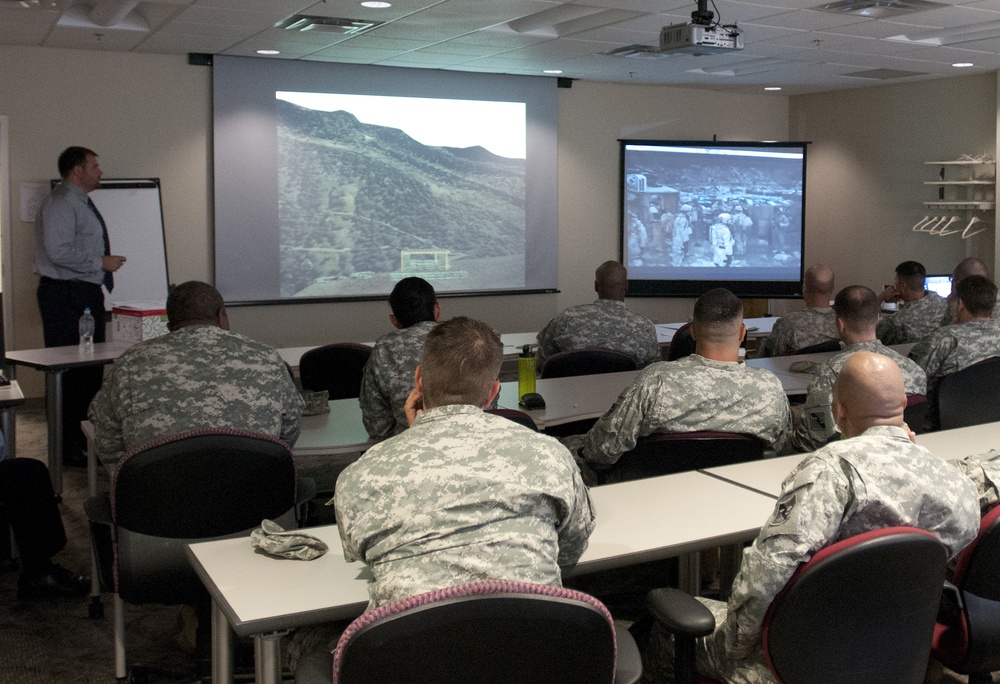 Analyzing the fray: Virtual staff ride take military through battles of yesteryear