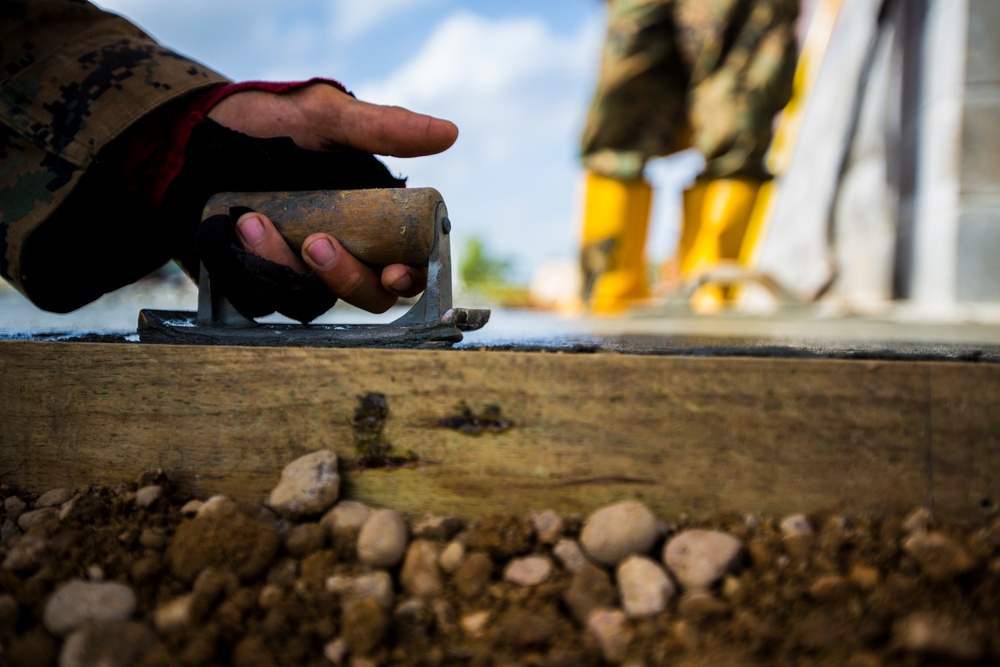 U.S. Marines with SPMAGTF-SC reconstruct school in Puerto Lempira, Honduras