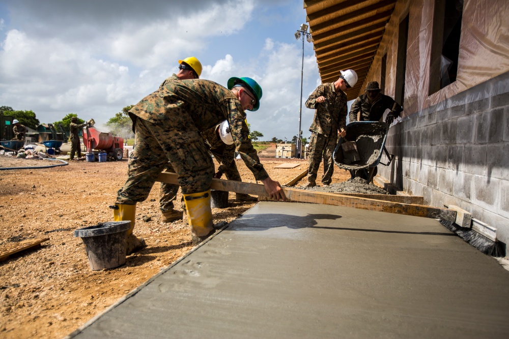 U.S. Marines with SPMAGTF-SC reconstruct school in Puerto Lempira, Honduras