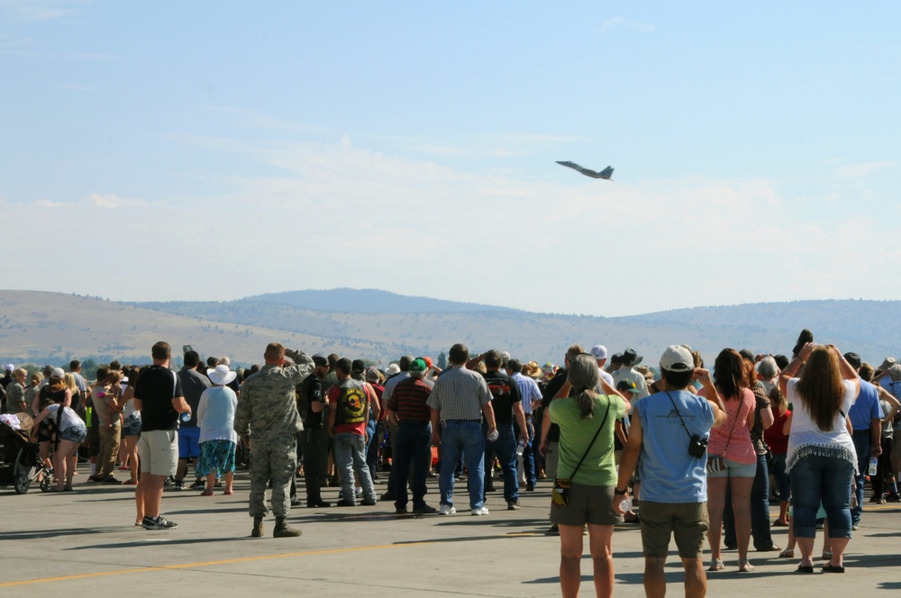 Sentry Eagle 2015 is featuring F-15s, F-16s, F-18s and KC-135s during the Air National Guard's largest air-to-air training exercise