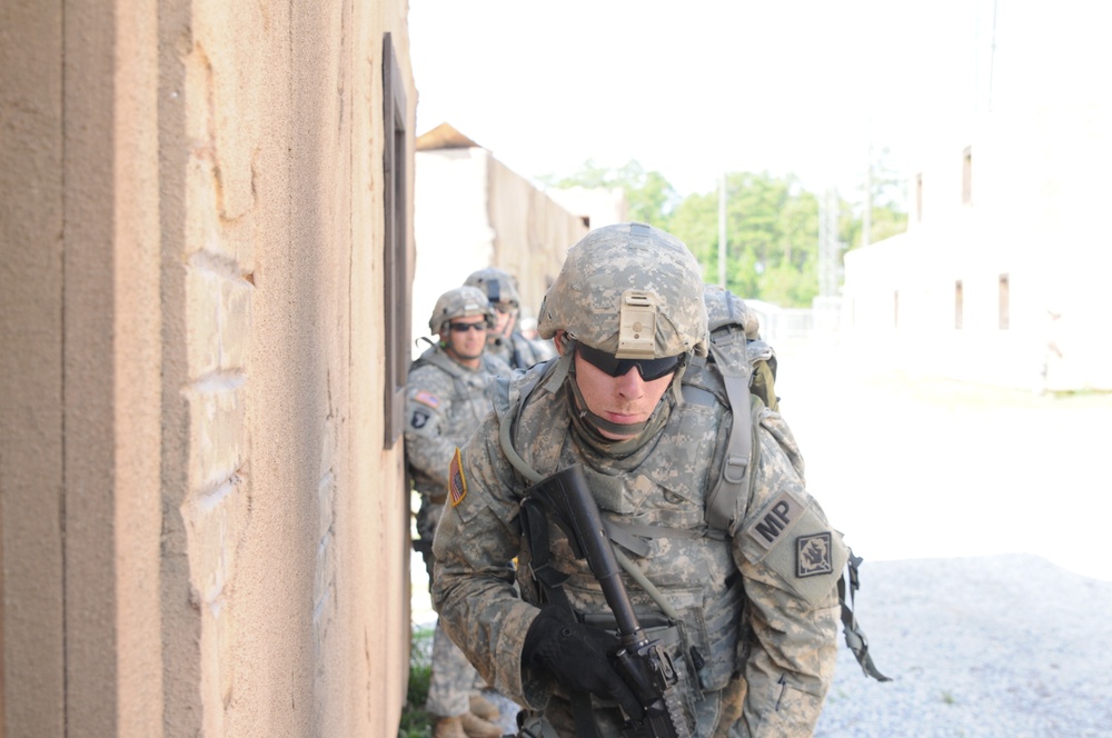 113th MP Company conduct MOUT training