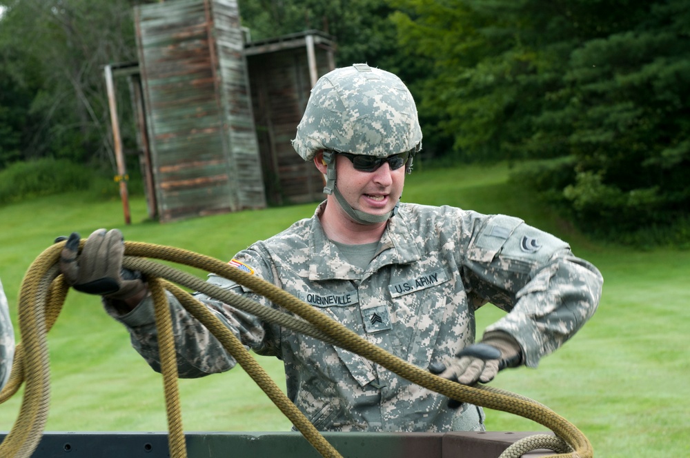 40th Army Band conducts sling load training