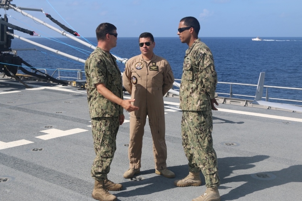 Colombian navy visit to Fleet Experimentation aboard the USNS Spearhead