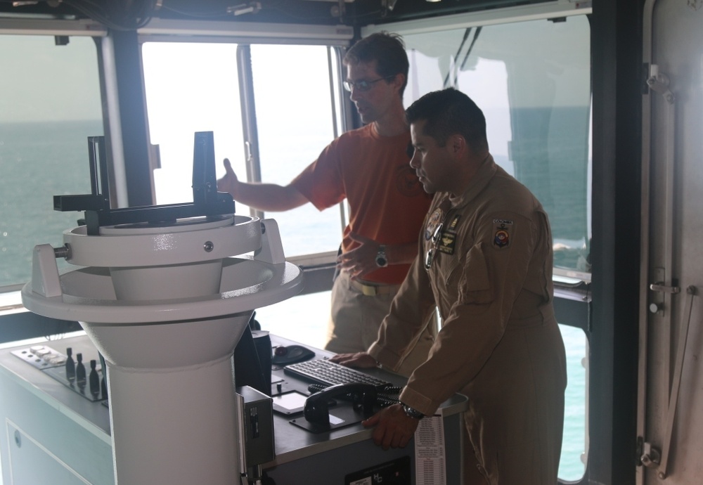 Colombian navy to Fleet Experimentation aboard the USNS Spearhead
